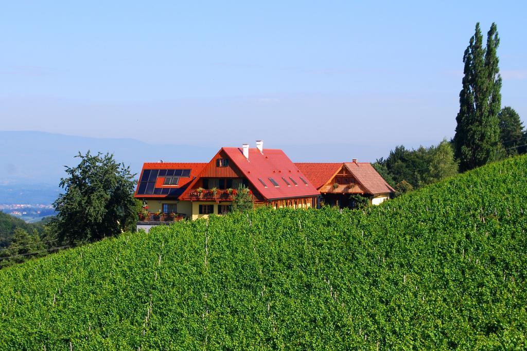 Weingut Winzerzimmer Rothschaedl Leutschach Eksteriør billede